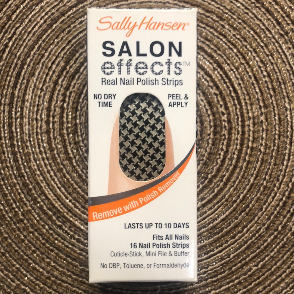 Sally Hansen Checkin’ It Twice Nail Strips